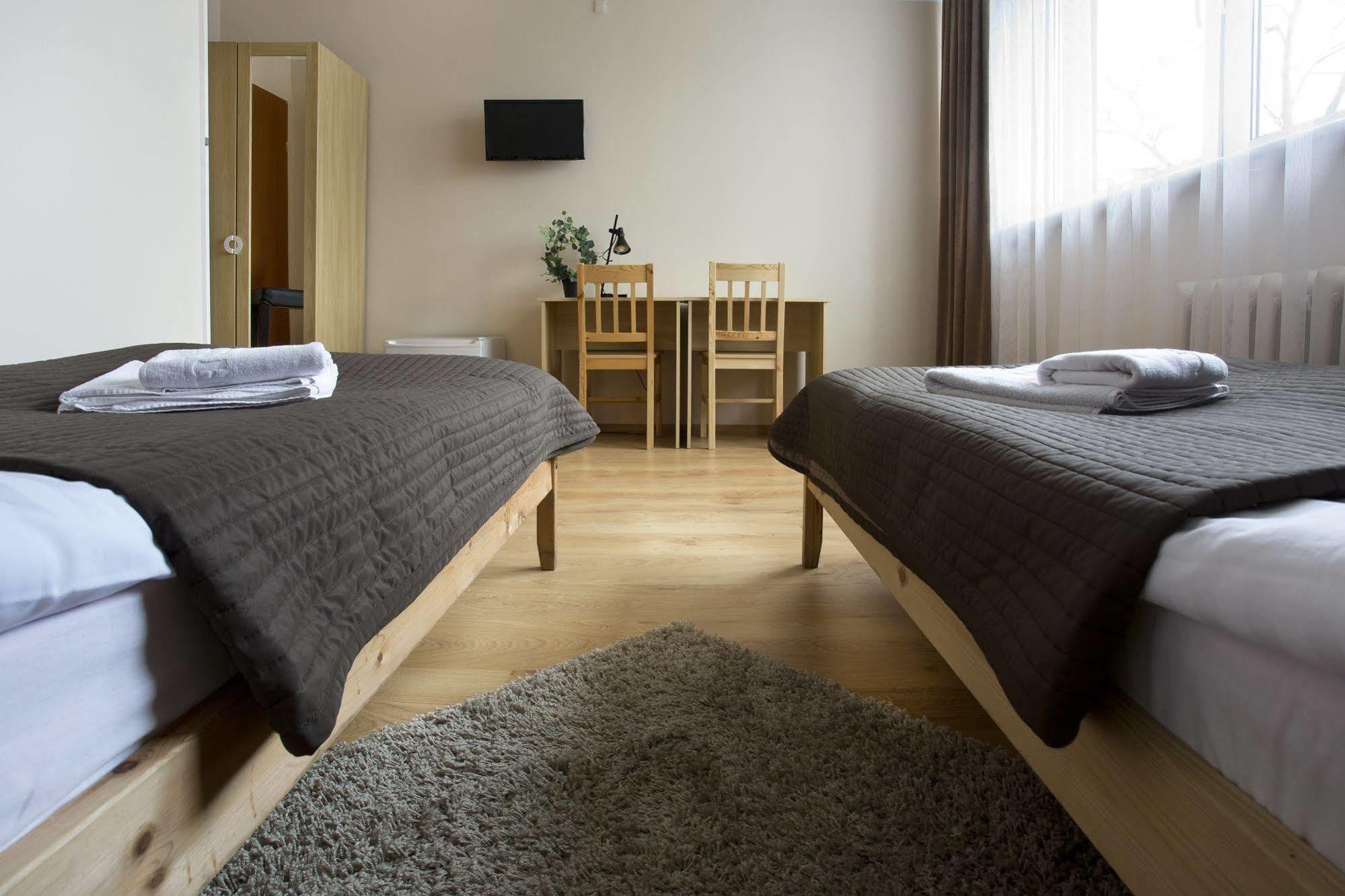 Hotel Boss Lodź Bagian luar foto