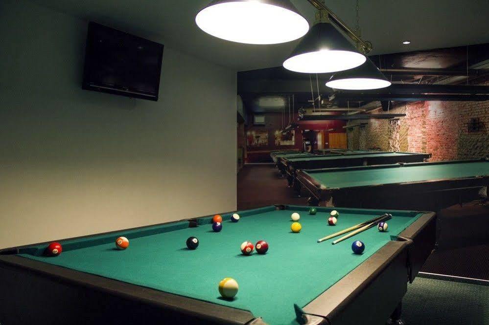 Hotel Boss Lodź Bagian luar foto